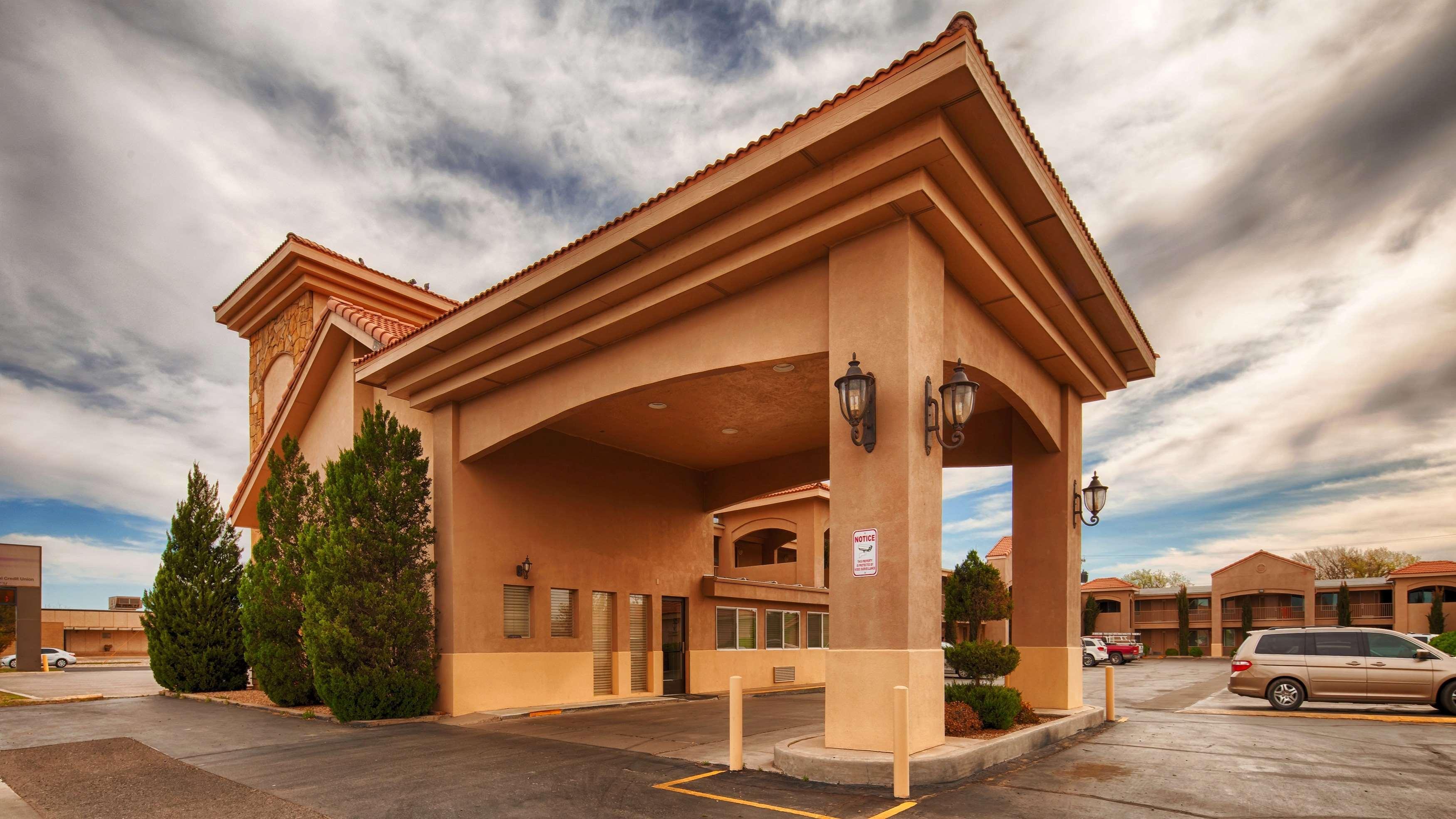 Best Western El Rancho Palacio Hotel Roswell Exterior photo